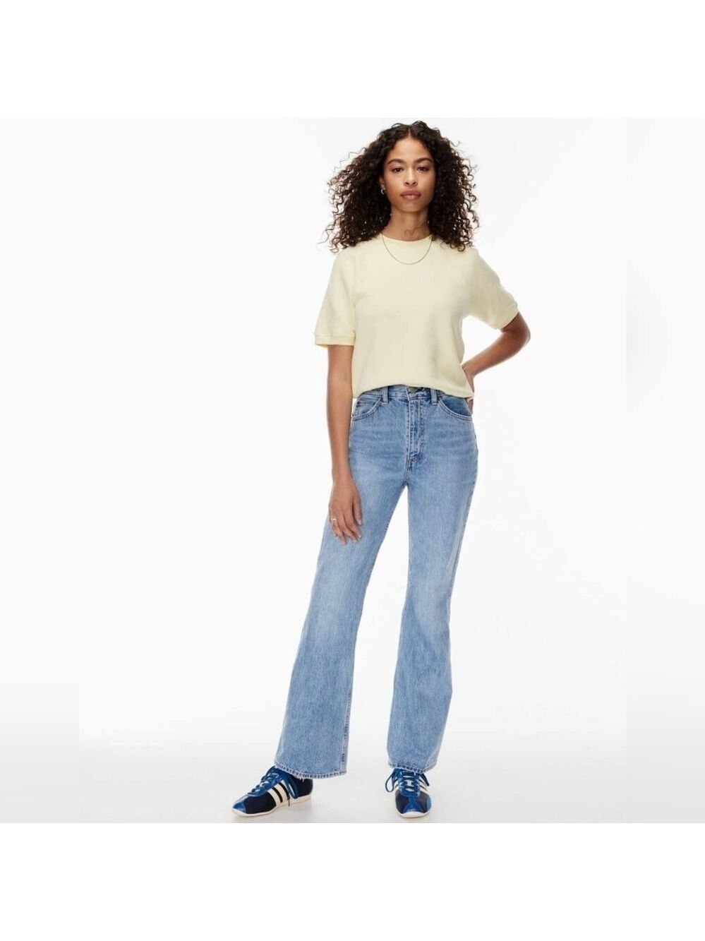 Aritzia Denim Forum The Marlene '60s High Rise Flare Size 25 In EUC